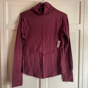 NWT GAP burgundy funnel neck king sleeve tee